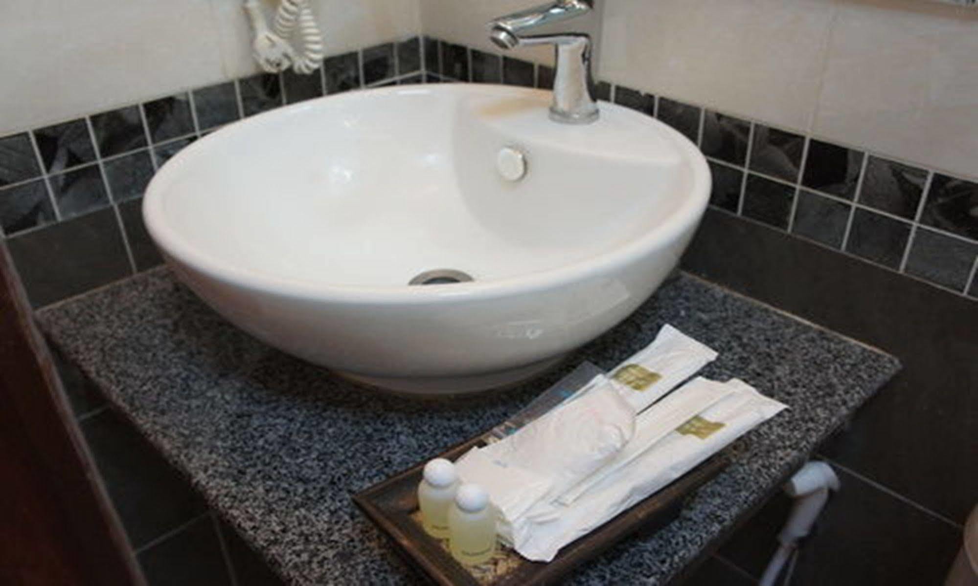 Manorom Boutique Hotel Vientián Kültér fotó